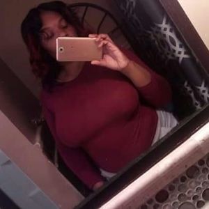 Meet your Posher, Jade